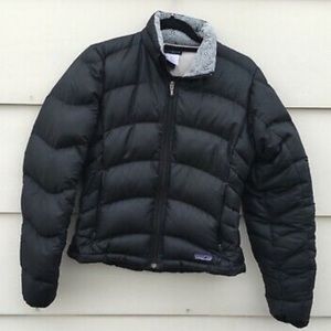 //PATAGONIA// Old School Black Down Puffer Jacket